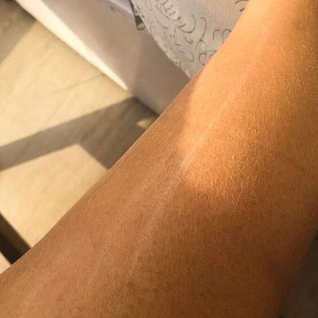 Balaayah Black Gram Bright Body Booster - With Sweet & Citrusy Aroma of Jasmine, Cardamom, Orange and Lemongrass Body Oil iYURA